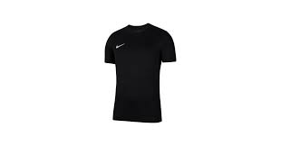 black nike shirt